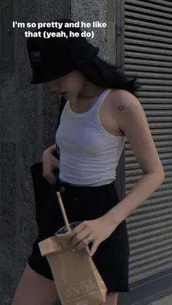 LYRICS + MÀU