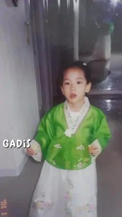 gadis kecil yng