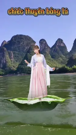 chiếc thuyền bằng lá