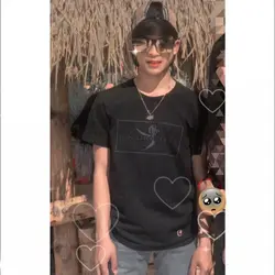 លី​ ម៉េាង​ ហួរ​🥺💗