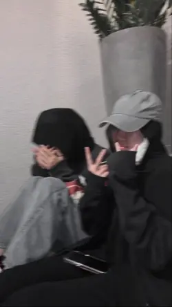 blur hitam putih 