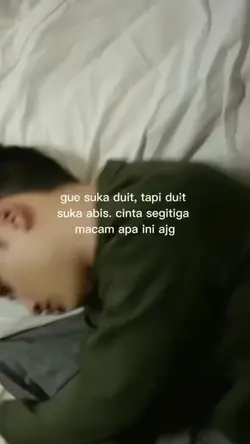cinta segitiga wkwkw