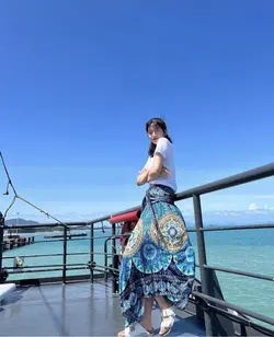 파란색이 많은사진을 넣어주세요!