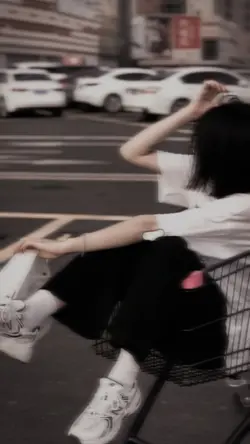 ไม่มีตัวหนังสือ🖤