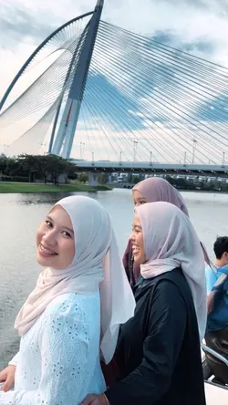 Saturday Cruise 🌊