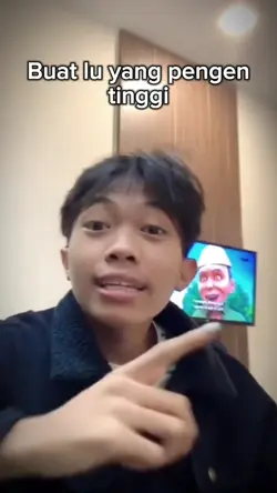 Minum susu hillo