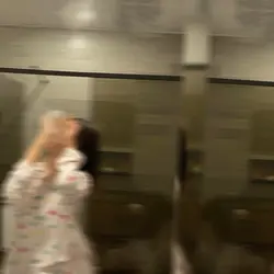 너가 날 사랑한다는 걸 알아..🤪❤️