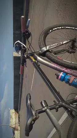 BIKE MONTAGE 