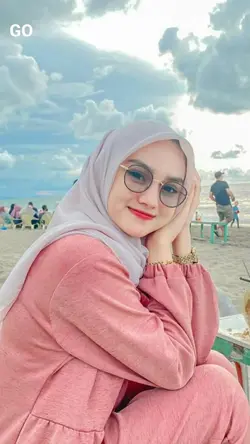 lirik lagu Esthetic