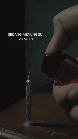 MNTHN LILIN ULTAH