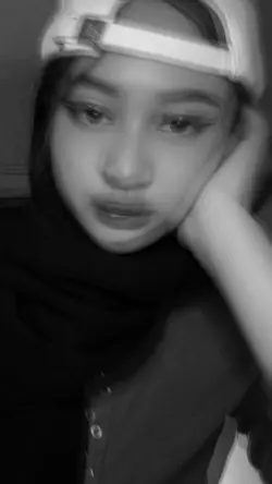 blur black n white