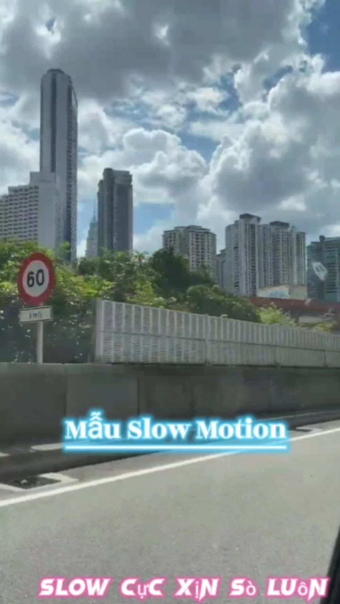 Mẫu Slow Motion