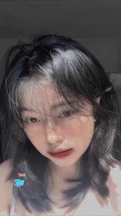 1 ảnh + màu sáng