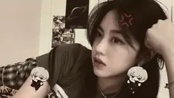 emoji bisa di geser 