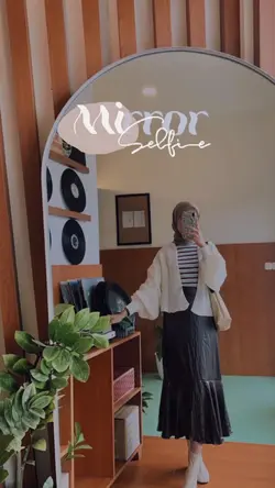 Mirror selfie niboss
