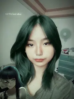 GREEN HAIR