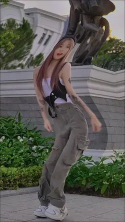 Mẫu Troll Hài Hước 