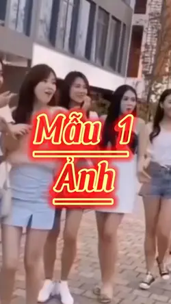 Gái nhìn ngại qué