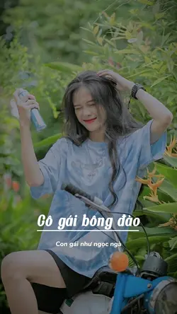 Cô gái bông đào