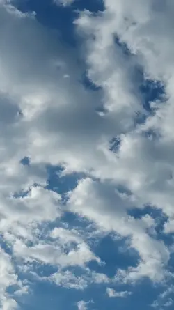 ดีใจที่มีวันนี้ シ︎