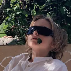 damn I need a friend