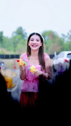 อยากบอกว่าอ้ายหลงเธอ🥰