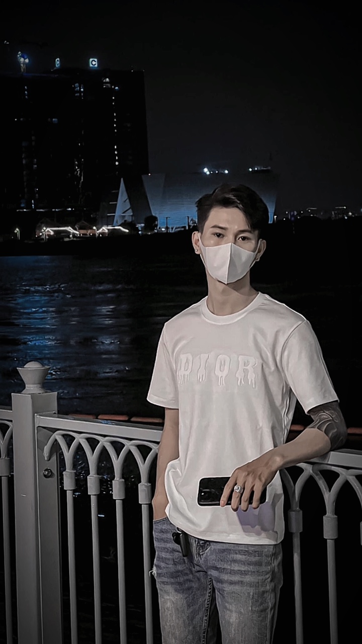 Trình Chiếu 