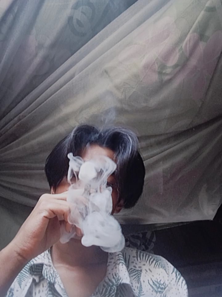 လွမ်းလွန်းလို့