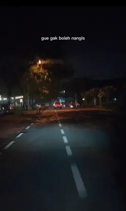 gue gak boleh nangis