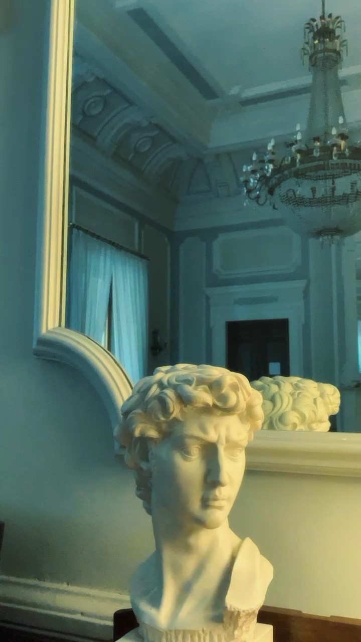 10 photos 