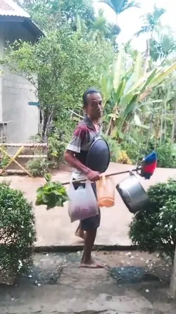 di usir ama bini