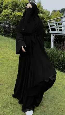 ootd abaya hitam