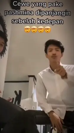 cewek Yang pake