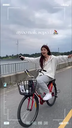 naik sepedaa ngenggg
