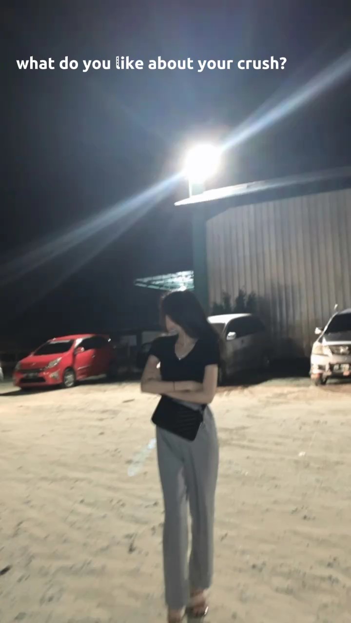Kayo na bahala. 