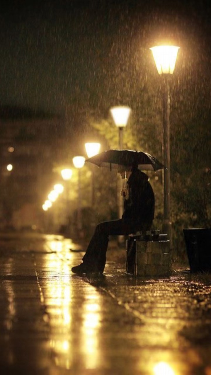 မောင့်မျက်ရည်ဝိုင်း