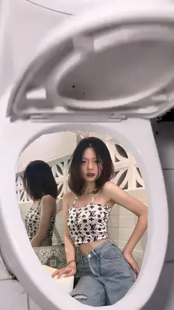 Mẫu troll bạn bè