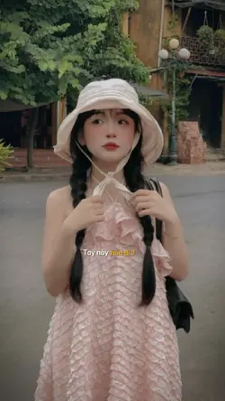 Nhất trên đời 2 ảnh
