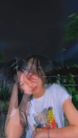 blury | 2 foto