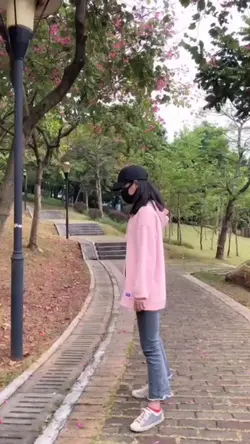 Ném Điện Thoại