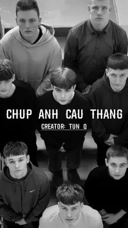 Chụp ảnh cầu thang