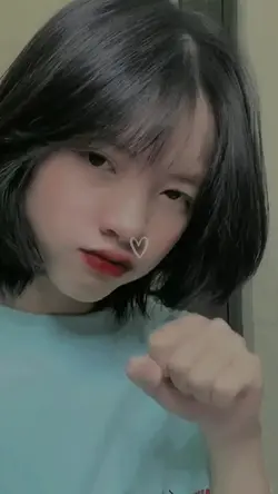 1 Video + 10 ảnh