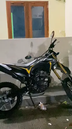 Tentara harus hitam