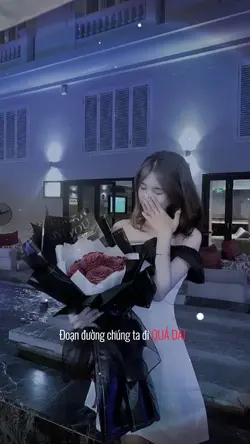 Phố hoa lệ ngân ngân