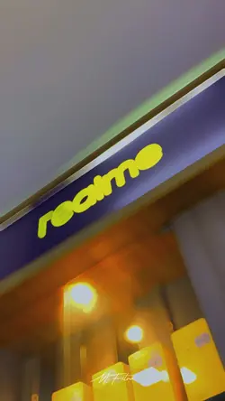 Realme Full Type