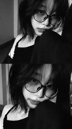 2 picts