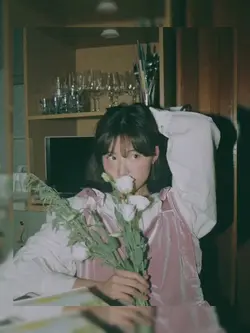 1pic + lyrics