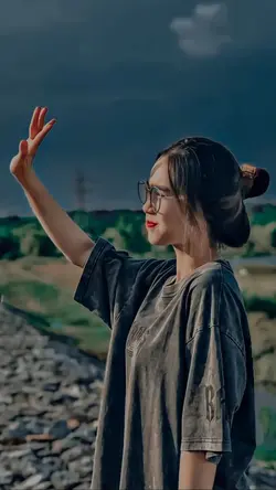 Dia lahir untuk kami