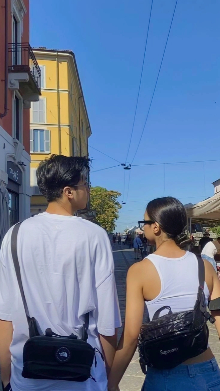 CINTA TERLIHAT SEPERTI