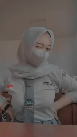 1 Video 6 Foto